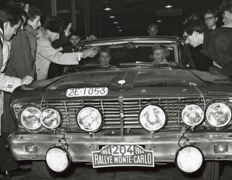 Ford Falcon 1964 года  (фото 12 из 24)